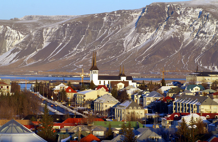 Island erleben und staunen: Zwischen Geysiren und Vulkanen